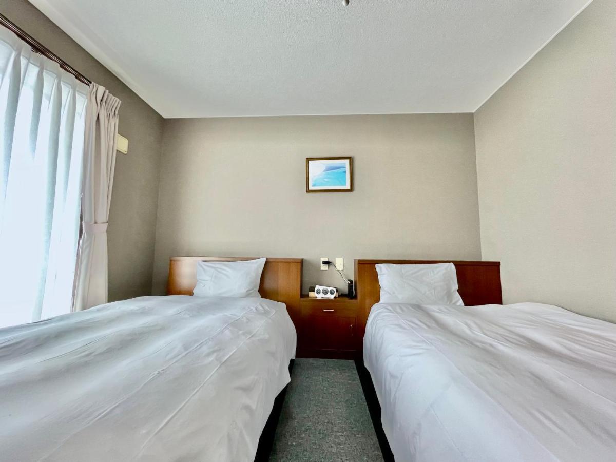 Hotel Umizola Наха Екстер'єр фото